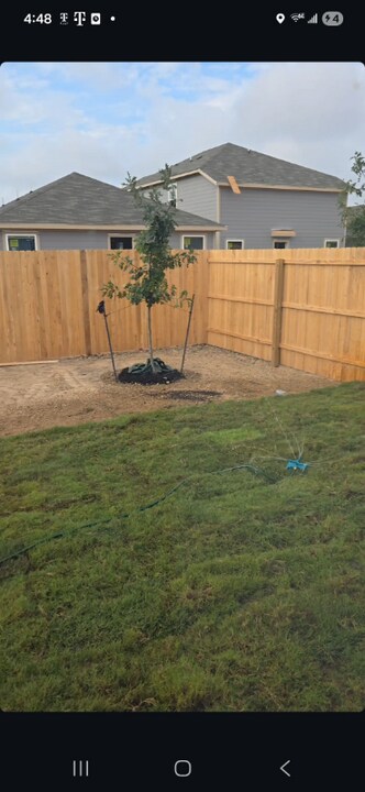 7118 Shamrock Dome in San Antonio, TX - Foto de edificio