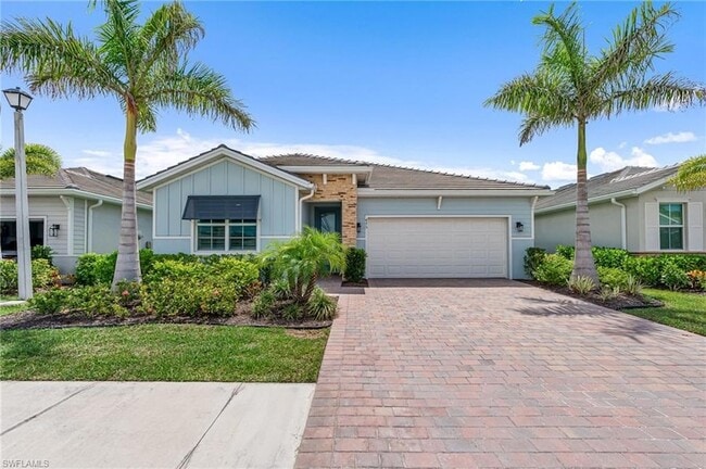 property at 475 Polihale Wy
