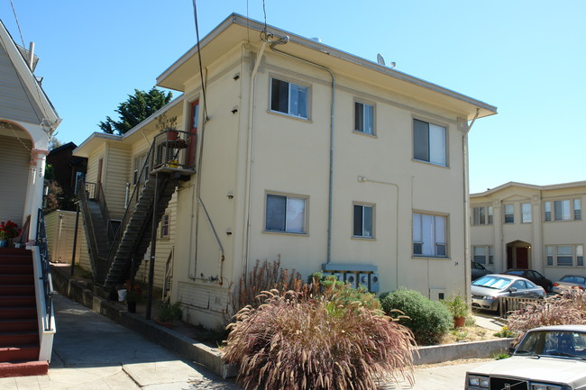 24 Rio Vista Ave in Oakland, CA - Building Photo - Building Photo