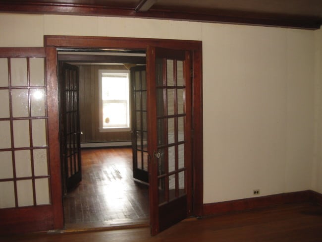 166 Main St, Unit 1 in Hudson, NY - Building Photo - Building Photo