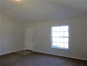 9168 Mill Grove Dr in Jacksonville, FL - Building Photo - Building Photo