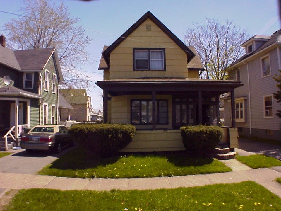 96 Cameron St in Rochester, NY - Building Photo