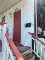 132 Bunny Ln, Unit 132