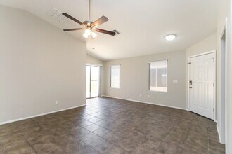 4094 E Azurite Rd in Queen Creek, AZ - Building Photo - Building Photo