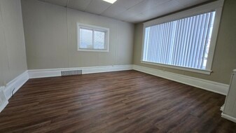 3935 N 13th St, Unit Lower in Milwaukee, WI - Building Photo