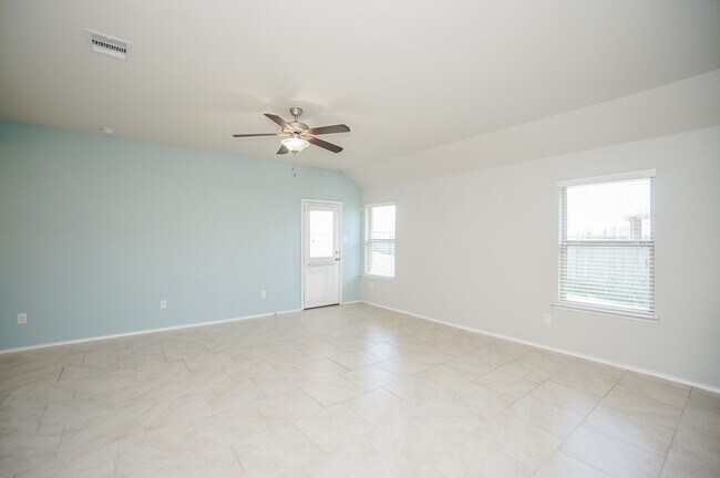 4402 Modica Dr in Katy, TX - Building Photo - Building Photo