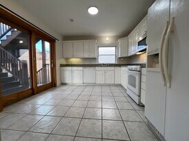 128 Buttonwood St, Unit 2 in Boston, MA - Building Photo