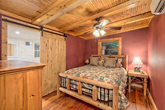 6180 Crow Creek Rd in Lakemont, GA - Building Photo - Building Photo
