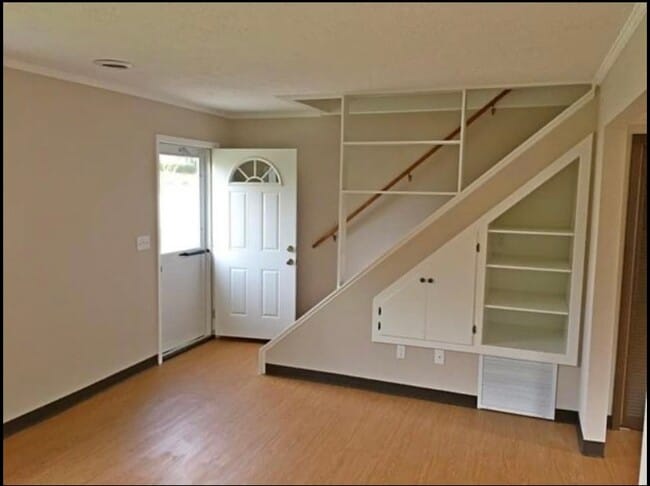 2018 Northmoreland Blvd in Cuyahoga Falls, OH - Building Photo - Building Photo