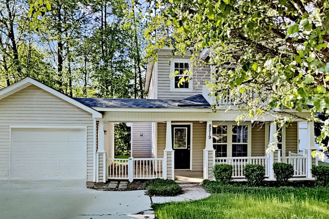 property at 8219 Braids Bend Ct