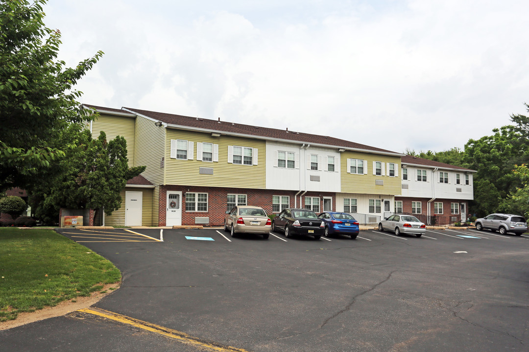 Lutheran Knolls in Upper Chichester, PA - Building Photo