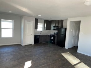 15110 Sorrento Bay Cir in Willis, TX - Building Photo - Building Photo