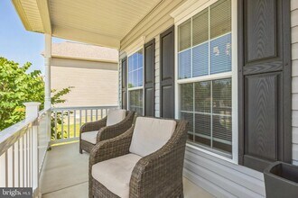 14 Candleberry Dr in La Plata, MD - Building Photo - Building Photo
