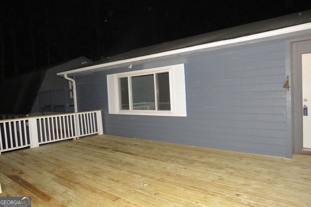 1105 Hampton Rd in Hampton, GA - Building Photo