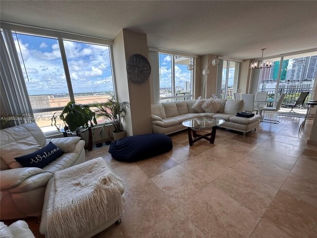 property at 610 W Las Olas Blvd