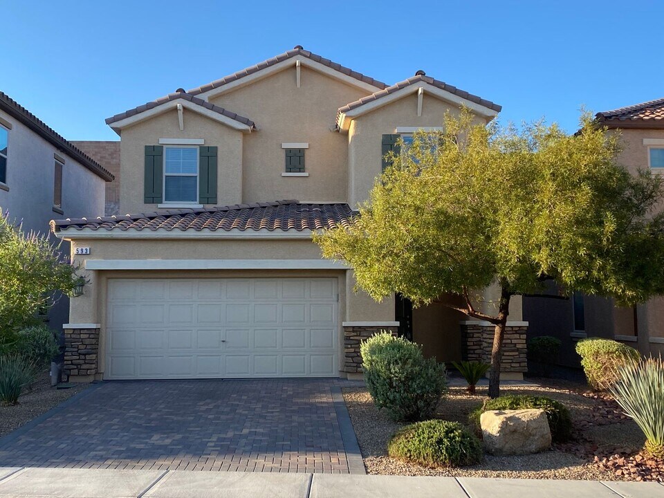 593 Via Medici in Henderson, NV - Building Photo
