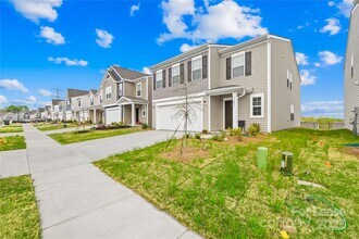 13236 Hampton Bay Ln in Charlotte, NC - Building Photo - Building Photo