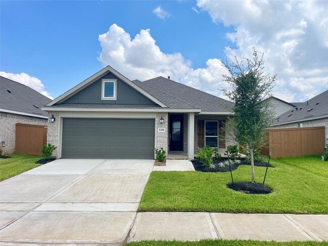 6306 Symphony Wave Dr