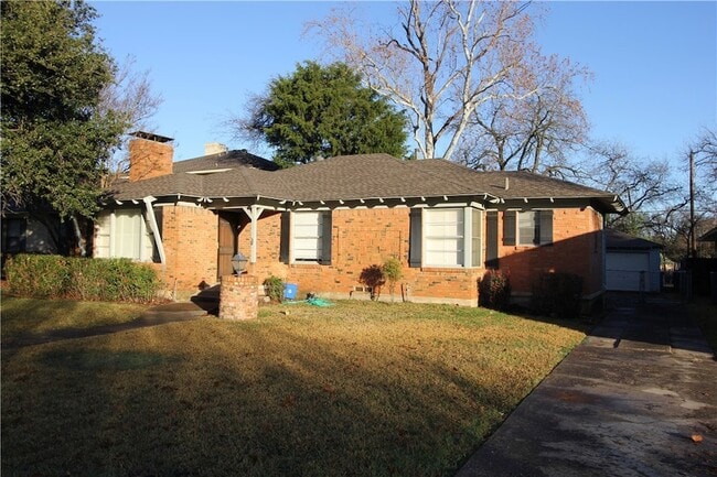 property at 6703 Vada Dr