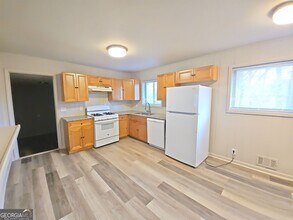 1632 Jolly Green Ct in Conley, GA - Building Photo - Building Photo