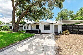 4320 S Cameron Ave in Tampa, FL - Building Photo - Building Photo