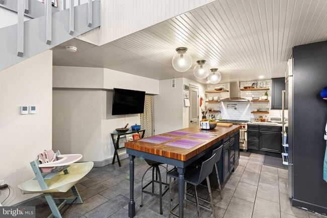 property at 3 Willings Alley