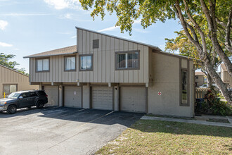 Habitat II in Lauderhill, FL - Building Photo - Building Photo