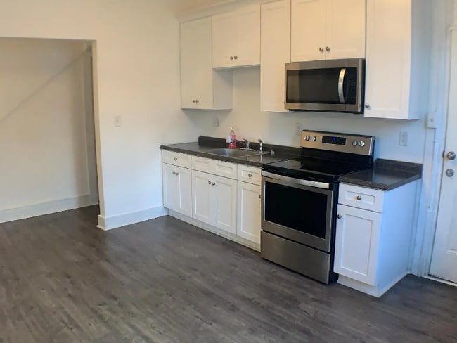 property at 402 S Lime St