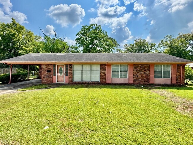 property at 1311 Marlowe Dr