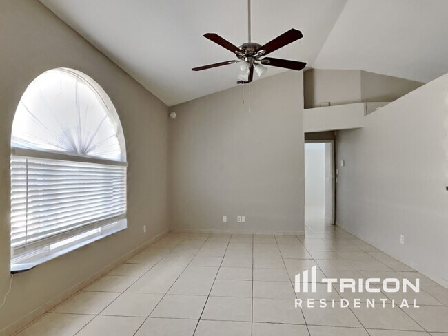 25410 Rancagua Dr in Punta Gorda, FL - Building Photo - Building Photo