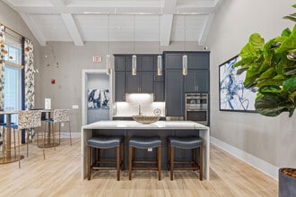 Crowne at 170 in Bluffton, SC - Building Photo - Building Photo