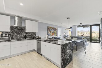 7180 E Kierland Blvd, Unit 311 in Scottsdale, AZ - Building Photo - Building Photo