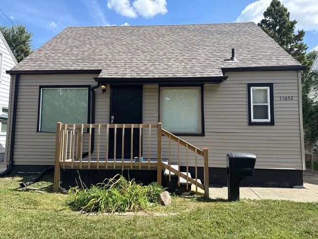property at 11652 Fielding St