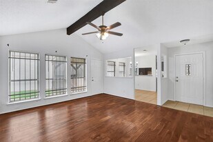 17807 Glenmark Dr in Houston, TX - Building Photo