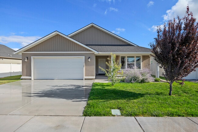 property at 1146 Terra Ave