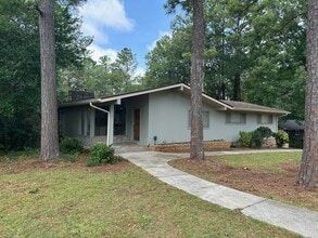 101 Summit Dr in Griffin, GA - Building Photo - Building Photo