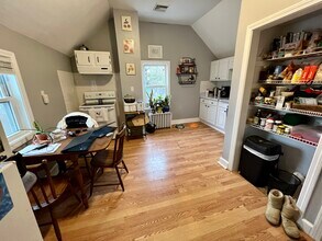 117 Buttonwood St, Unit 2 in Boston, MA - Building Photo - Building Photo