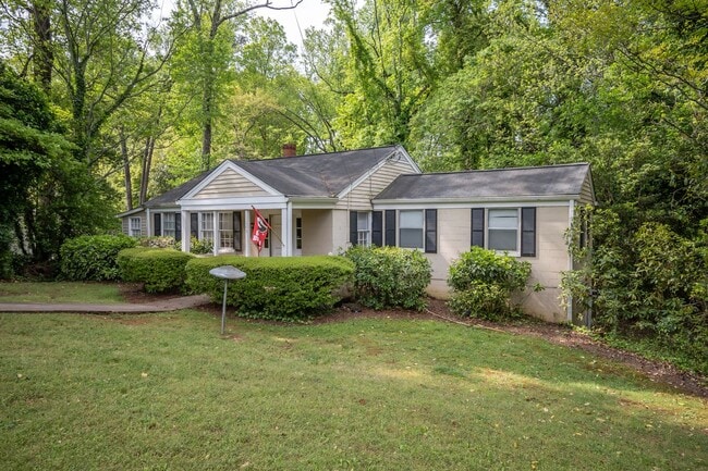 145 Oakland Way in Athens, GA - Building Photo - Building Photo