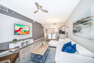 3121 Paradox Cir in Kissimmee, FL - Building Photo