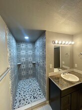 328 S Xanthus Ave in Tulsa, OK - Building Photo - Building Photo