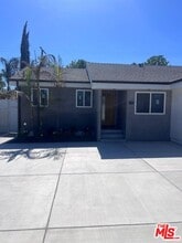 7669 Beeman Ave in Los Angeles, CA - Building Photo - Building Photo