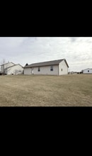 1044 Witbeck Dr in Belvidere, IL - Building Photo - Building Photo