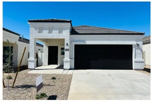 5084 E Umber Rd in San Tan Valley, AZ - Building Photo