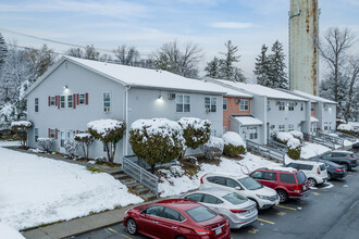 Highland Park Village in Middletown, NY - Building Photo - Building Photo