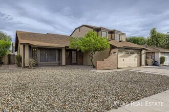 5337 W Desert Hills Dr in Glendale, AZ - Building Photo - Building Photo