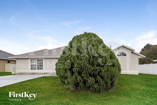 471 Firestone St NE in Palm Bay, FL - Building Photo