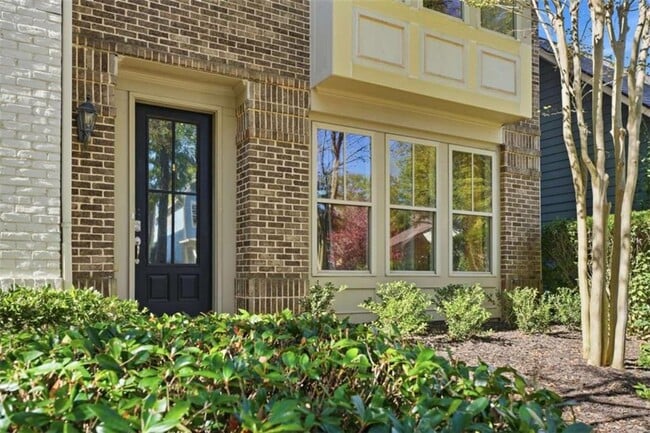 9931 Mancunian Way in Douglasville, GA - Building Photo - Building Photo