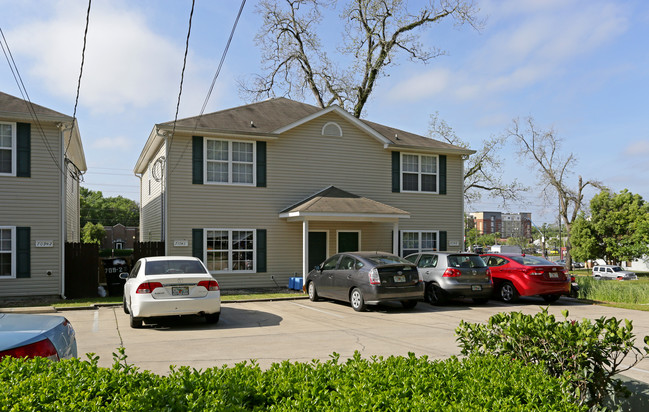 709-711 W St Augustine St in Tallahassee, FL - Building Photo - Building Photo