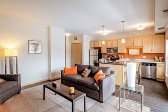 Gallery Flats in Hopkins, MN - Building Photo - Building Photo