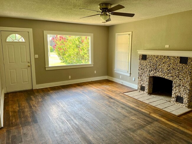 1112 Warner Ave in Jonesboro, AR - Building Photo - Building Photo